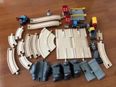 木製レールセット BRIO 踏切 クレーン車 橋脚のサムネイル