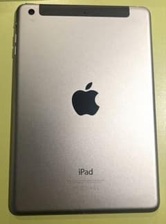 Apple iPad mini スペースグレー　本体　第3世代16GBのサムネイル