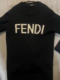 FENDI 黒 ニットセーターのサムネイル