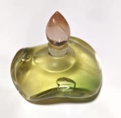 フルールエクセラント 資生堂 香水 オードパルファム 40ml 非売品のサムネイル