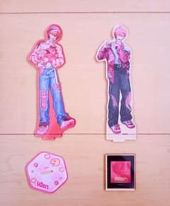 赤城ウェン アクリルスタンド ぎゃうるふ icouleurのサムネイル