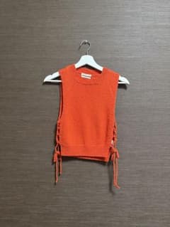 Urban Outfittersサイドレースアップ　ニットタンクのサムネイル