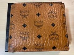 MCM 二つ折り財布のサムネイル