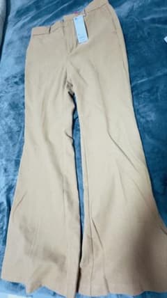 GU セミフレアパンツ M ブラウンのサムネイル