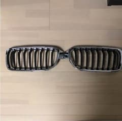 BMW F30 純正キドニーグリルのサムネイル