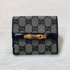 お買い得品 GUCCI グッチ 二つ折り GG ロゴ キャンバス バンブー 黒