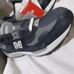 shin様専用 new balance   スニーカー M992GG 26cmのサムネイル