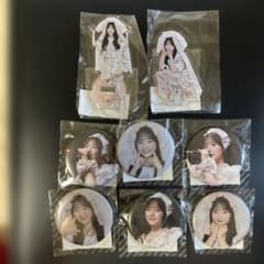 CUTIE STREET 川本笑瑠 アクリルスタンド 缶バッジ 8点セットのサムネイル