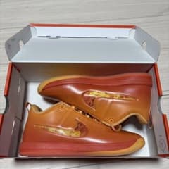Nike book2 the phoenix 27.0cm（値下げ可）のサムネイル