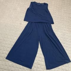 UNIQLO ノースリーブオールインワンのサムネイル