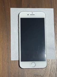 Apple iPhone 8 64GB シルバー SIMフリーのサムネイル