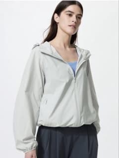 UNIQLO ポケッタブルUVカットパーカ/NANODESIGN グレー Mのサムネイル