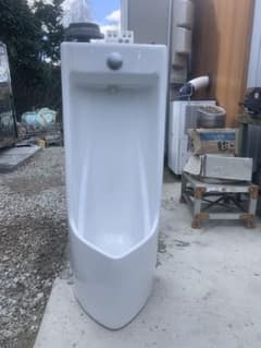 TOTO プッシュボタン小便器 UJ300CV トイレ - メルカリ