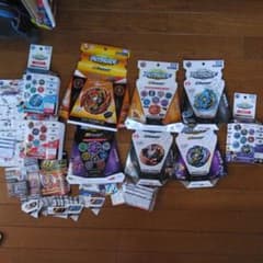 ベイブレードバースト パッケージ＆ベイコードのサムネイル