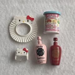 リーメント　ハローキティ　みんなのドラッグストア　お風呂グッズのサムネイル