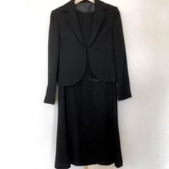 kumi様専用　フォーマルスーツ　11号　礼服　喪服のサムネイル