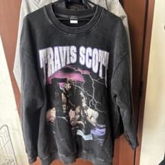 【定価12000円】TRAVIS SCOTTトレーナーXL ブラックのサムネイル