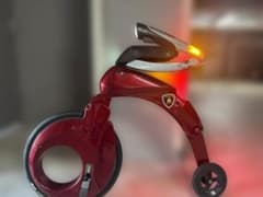 YikeBike　折りたたみ電気二輪車　専用キャリーバッグ付き　ワインレッド YikeBike 折りたたみ電気二輪車 専用キャリーバッグ付き ワインレッド