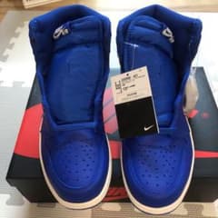 NIKEのサムネイル