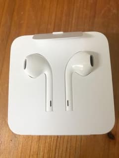 純正イヤホン iPhone7のサムネイル