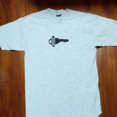 Stussy のTシャツのサムネイル