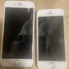 iPhone 4台のサムネイル