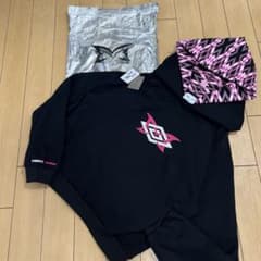 UMBRO x MERTRA パーカー ブラック ピンク S (メルトラ)のサムネイル