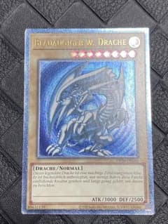 ス*ス様 遊戯王　 青眼の白龍　ドイツ　OTS28 レリーフ　青艶　サファイアブ ス*ス様 遊戯王 青眼の白龍 ドイツ OTS28 レリーフ 青艶 サファイアブ