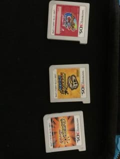 3DS本体とソフトと本体カバーと、本体ケース、充電器のサムネイル