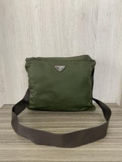 PRADA ショルダーバッグ ナイロン 三角ロゴプレート カーキ レザー 