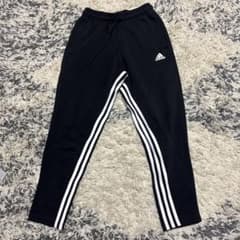 adidas ブラックジャージパンツのサムネイル