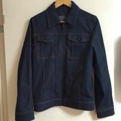 美品 ZARA デニムジャケットのサムネイル