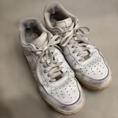 NIKE AIR FORCE 1 ローカット ホワイト スニーカーのサムネイル