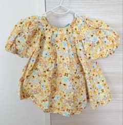 petit main ブラウス 花柄　イエロー　トップスのサムネイル