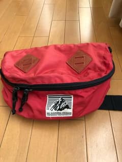 マウントレイニアデザイン  ウエストポーチのサムネイル