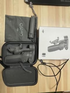 DJI Osmo Mobile 3 Gimbal Comboのサムネイル