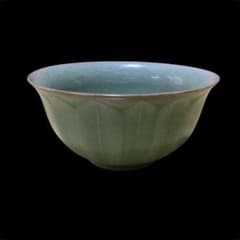 竜泉窯・青磁・蓮弁文・茶碗・貫入・陶器・抹茶碗・中国古玩・高麗 竜泉窯・青磁・蓮弁文・茶碗・貫入・陶器・抹茶碗・中国古玩・高麗