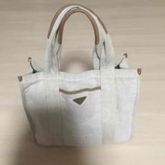 PRADA プラダ キャンパス ハンドバッグ 正規品のサムネイル