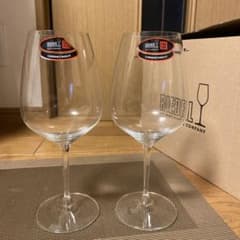 RIEDEL  赤グラス　2脚のサムネイル