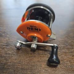 SHIMANO DUX DEMI DE-S ベイトリールのサムネイル