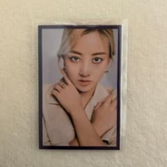 TWICE ジヒョ WORLD IN A DAY トレカのサムネイル