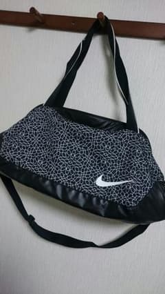 NIKE バックのサムネイル