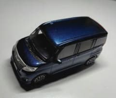 トヨタ ルーミー ダークネイビー色 色見本ミニカーのサムネイル