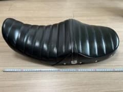 【爆速親父様専用】Z900RS 川口シート レザー タックロールのサムネイル
