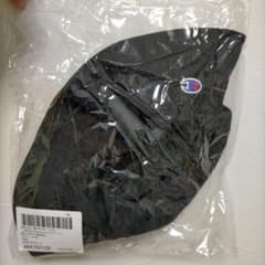 新品タグ付き　champion ハットのサムネイル