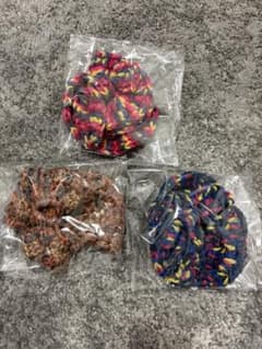 ハンドメイド クロシェ編み シュシュ 3点セットのサムネイル