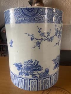 青白磁 花鳥模様 火鉢 - メルカリ