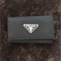 PRADA キーケースのサムネイル