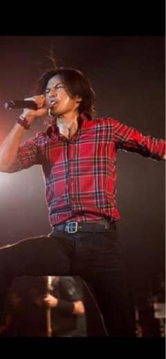 B'z 稲葉浩志さん着用　同色同モデル B'z 稲葉浩志さん着用 同色同モデル2 - メルカリ