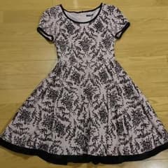 【8 shimi様専用】レストローズ LEST ROSE フロッキーワンピースのサムネイル